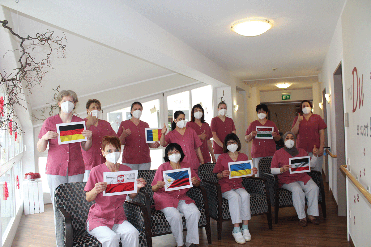 Multikulturelles Team in den Kliniken Passauer Wolf.